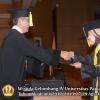 wisuda-unpad-gel-iv-ta-2012_2013-fakultas-ekonomi-dan-bisnis-oleh-dekan-233