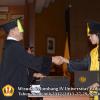 wisuda-unpad-gel-iv-ta-2012_2013-fakultas-ilmu-komunikasi-oleh-dekan-061