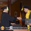 wisuda-unpad-gel-iv-ta-2012_2013-fakultas-ilmu-komunikasi-oleh-dekan-064