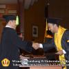 wisuda-unpad-gel-iv-ta-2012_2013-fakultas-ilmu-komunikasi-oleh-dekan-078