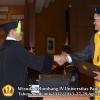 wisuda-unpad-gel-iv-ta-2012_2013-fakultas-ilmu-komunikasi-oleh-dekan-103