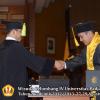 wisuda-unpad-gel-iv-ta-2012_2013-fakultas-ilmu-komunikasi-oleh-dekan-105