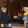 wisuda-unpad-gel-iv-ta-2012_2013-fakultas-ilmu-komunikasi-oleh-dekan-115