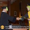 wisuda-unpad-gel-iv-ta-2012_2013-fakultas-ilmu-komunikasi-oleh-dekan-119