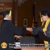 wisuda-unpad-gel-iv-ta-2012_2013-fakultas-ilmu-komunikasi-oleh-dekan-144