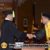 wisuda-unpad-gel-iv-ta-2012_2013-fakultas-ilmu-komunikasi-oleh-dekan-183