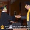 wisuda-unpad-gel-iv-ta-2012_2013-fakultas-ilmu-komunikasi-oleh-dekan-191