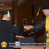 wisuda-unpad-gel-iv-ta-2012_2013-fakultas-ilmu-komunikasi-oleh-dekan-194