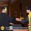 wisuda-unpad-gel-iv-ta-2012_2013-fakultas-ilmu-komunikasi-oleh-dekan-199