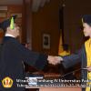 wisuda-unpad-gel-iv-ta-2012_2013-fakultas-ilmu-komunikasi-oleh-dekan-218