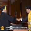 wisuda-unpad-gel-iv-ta-2012_2013-fakultas-ilmu-komunikasi-oleh-dekan-265