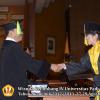 wisuda-unpad-gel-iv-ta-2012_2013-fakultas-ilmu-komunikasi-oleh-dekan-287