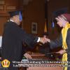 wisuda-unpad-gel-iv-ta-2012_2013-fakultas-isip-oleh-dekan-089