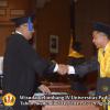 wisuda-unpad-gel-iv-ta-2012_2013-fakultas-isip-oleh-dekan-092