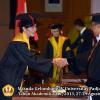 wisuda-unpad-gel-iv-ta-2012_2013-fakultas-hukum-oleh-rektor-037