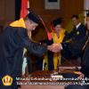 wisuda-unpad-gel-iv-ta-2012_2013-fakultas-hukum-oleh-rektor-039