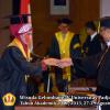 wisuda-unpad-gel-iv-ta-2012_2013-fakultas-hukum-oleh-rektor-050
