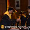 Wisuda Unpad Gel IV TA 2013_2014 Fakultas MIPA oleh Rektor 037