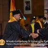 Wisuda Unpad Gel IV TA 2013_2014 Fakultas Ilmu Budaya oleh Rektor 076