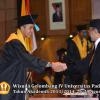 Wisuda Unpad Gel IV TA 2013_2014 Fakultas Ilmu Budaya oleh Rektor 239