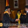 Wisuda Unpad Gel IV TA 2013_2014 Fakultas Ilmu Budaya oleh Rektor 258