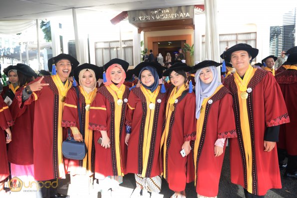 Wisuda Unpad Gel IV TA 2017 SESI 1-ilalang-foto-026