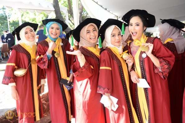 Wisuda Unpad Gel IV TA 2017 SESI 1-ilalang-foto-036