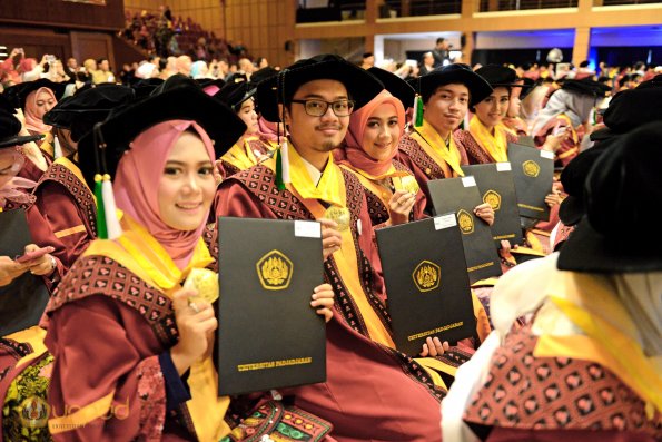 Wisuda Unpad Gel IV TA 2017 SESI 1-ilalang-foto-102