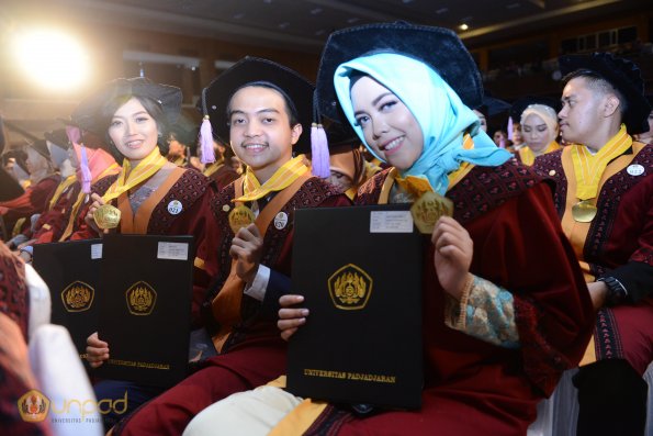 Wisuda Unpad Gel IV TA 2017 SESI 4-ilalang-foto-061