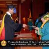 Wisuda Unpad Gel IV TA 2016_2017 Fakultas ISIP oleh Dekan 025