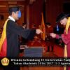 Wisuda Unpad Gel IV TA 2016_2017 Fakultas ISIP oleh Dekan 041