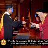 Wisuda Unpad Gel IV TA 2016_2017 Fakultas ISIP oleh Dekan 051