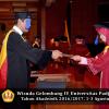 Wisuda Unpad Gel IV TA 2016_2017 Fakultas ISIP oleh Dekan 053