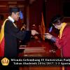 Wisuda Unpad Gel IV TA 2016_2017 Fakultas ISIP oleh Dekan 067