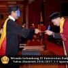 Wisuda Unpad Gel IV TA 2016_2017 Fakultas ISIP oleh Dekan 094