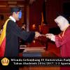 Wisuda Unpad Gel IV TA 2016_2017 Fakultas ISIP oleh Dekan 095