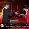 Wisuda Unpad Gel IV TA 2016_2017 Fakultas ISIP oleh Dekan 097