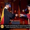 Wisuda Unpad Gel IV TA 2016_2017 Fakultas ISIP oleh Dekan 126