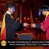 Wisuda Unpad Gel IV TA 2016_2017 Fakultas ISIP oleh Dekan 127