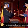 Wisuda Unpad Gel IV TA 2016_2017 Fakultas ISIP oleh Dekan 135