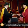 Wisuda Unpad Gel IV TA 2016_2017 Fakultas ILMU KOMUNIKASI oleh Dekan 104