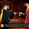 Wisuda Unpad Gel IV TA 2016_2017 Fakultas HUKUM oleh Dekan 093