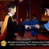 Wisuda Unpad Gel IV TA 2016_2017 Fakultas EKONOMI BISNIS oleh Dekan 313