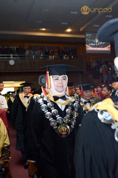 Wisuda Unpad gel IV TA 2017-2018 sesi I I I 037