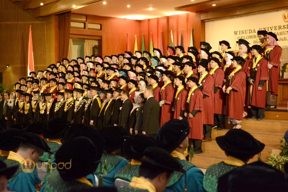 Wisuda Unpad gel IV TA 2017-2018 sesi I I I 074