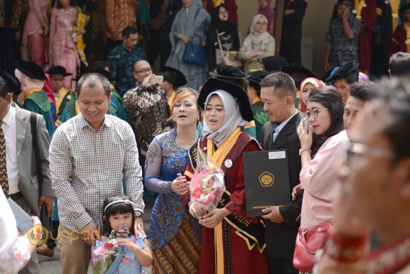 Wisuda Unpad gel IV TA 2017-2018 sesi I I I 092