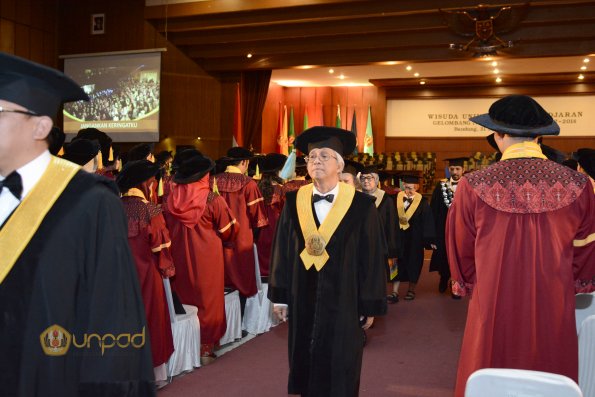 Wisuda Unpad gel IV TA 2017-2018 sesi V 068