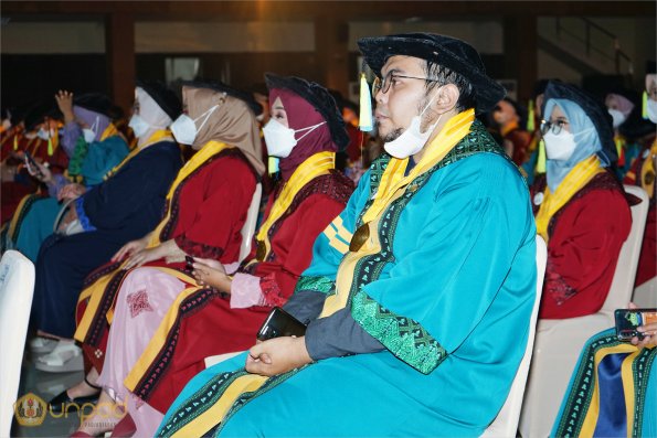 LIPUTAN WISUDA UNPAD GEL IV TA 2021 2022 SESI I (81)