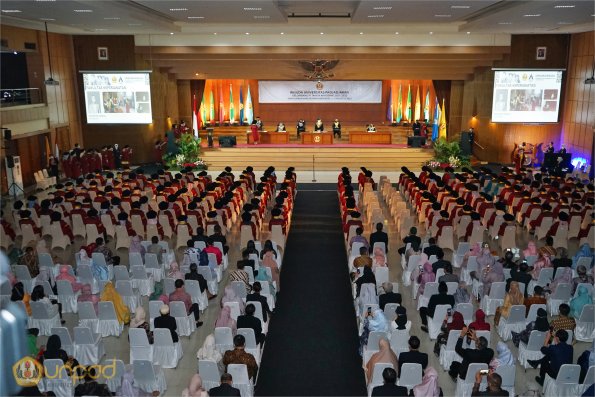 LIPUTAN WISUDA UNPAD GEL IV TA 2021 2022 SESI IV (142)