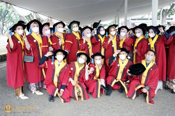 LIPUTAN WISUDA UNPAD GEL IV TA 2021 2022 SESI IV (87)